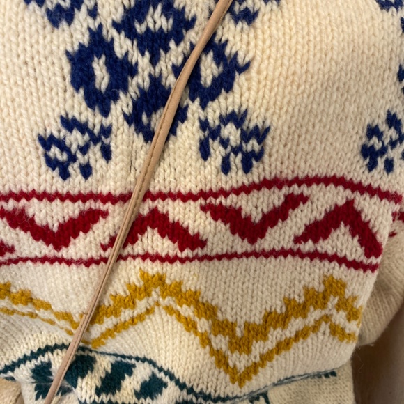 Vintage Hand-Knit Nordic Pullover – Women’s S/M – Bright Après-Ski Charm - Picture 5 of 8